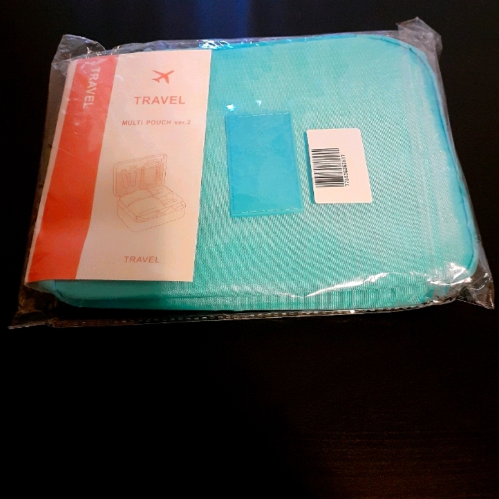 Travel pouch